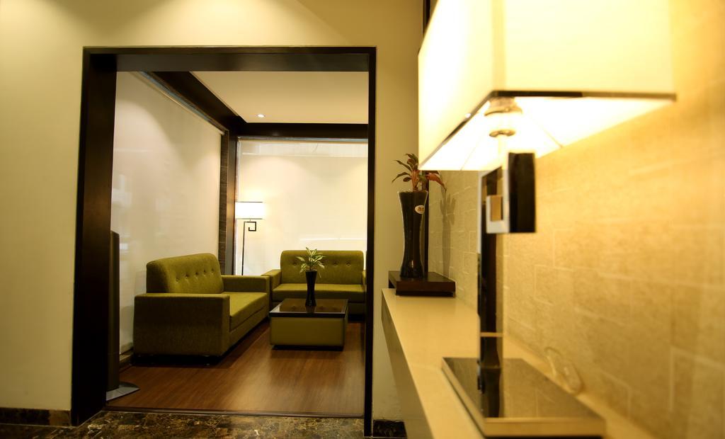 The Prime Balaji Deluxe At Railway Station - Free Airport Pickup Hotel 4*